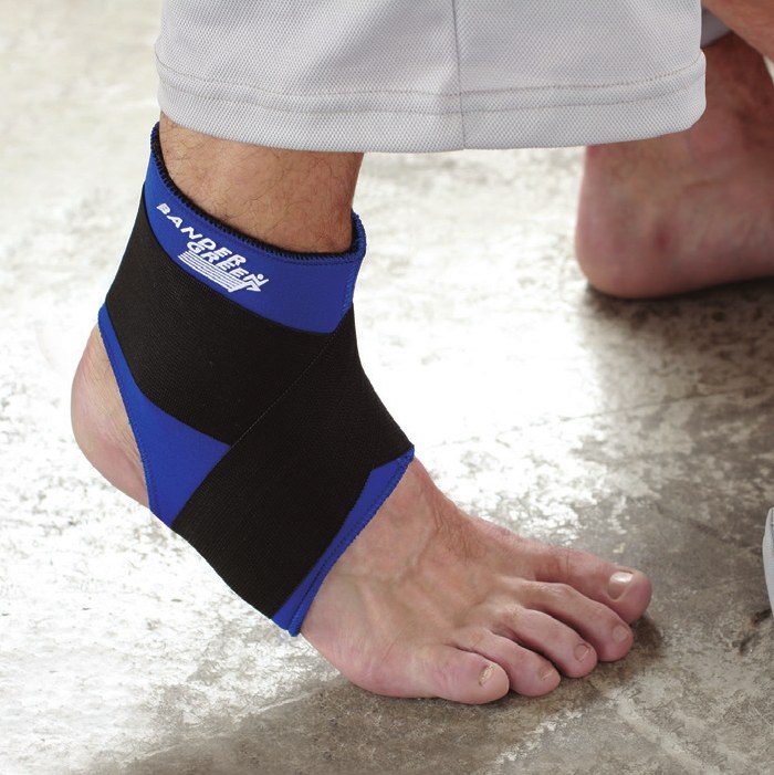Tobillera enlazada en 8